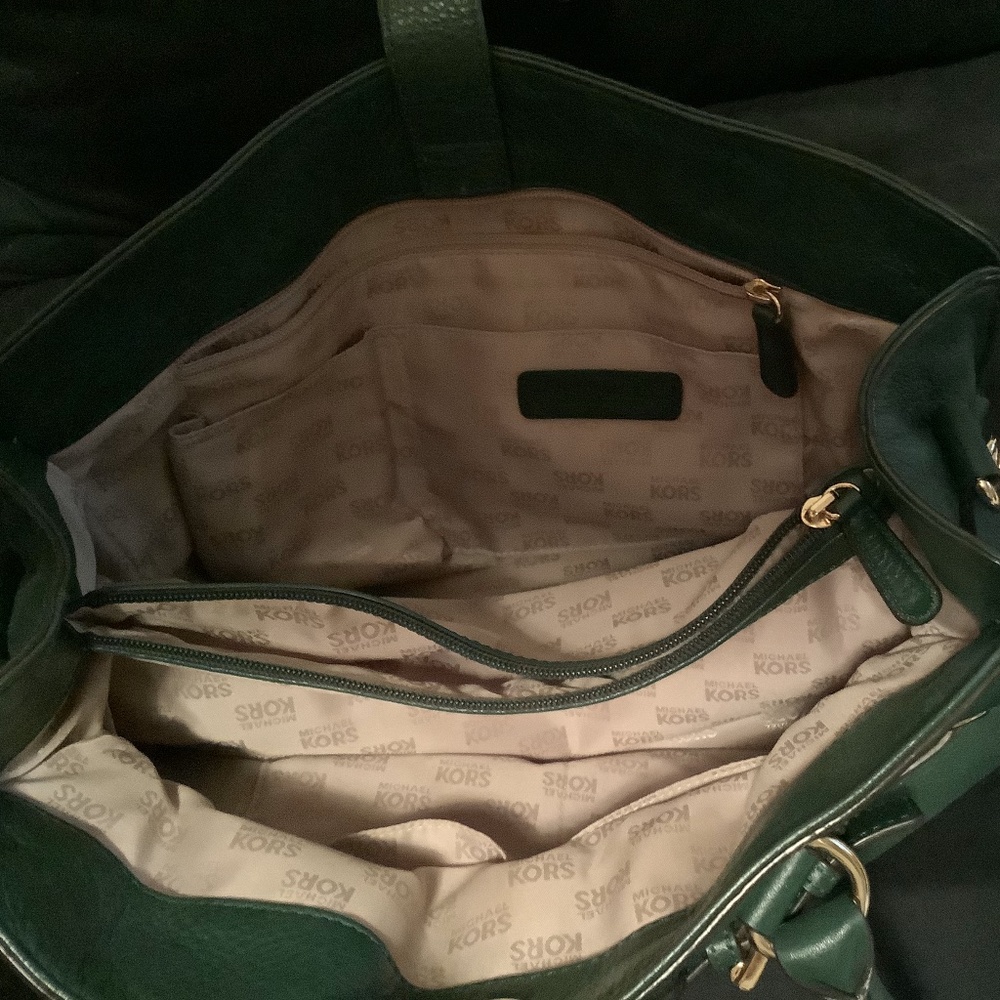MICHAEL KORS HAMILTON LARGE EAST WEST LEATHER TOTE DARK CLOVER GREEN - Picture 4 of 5